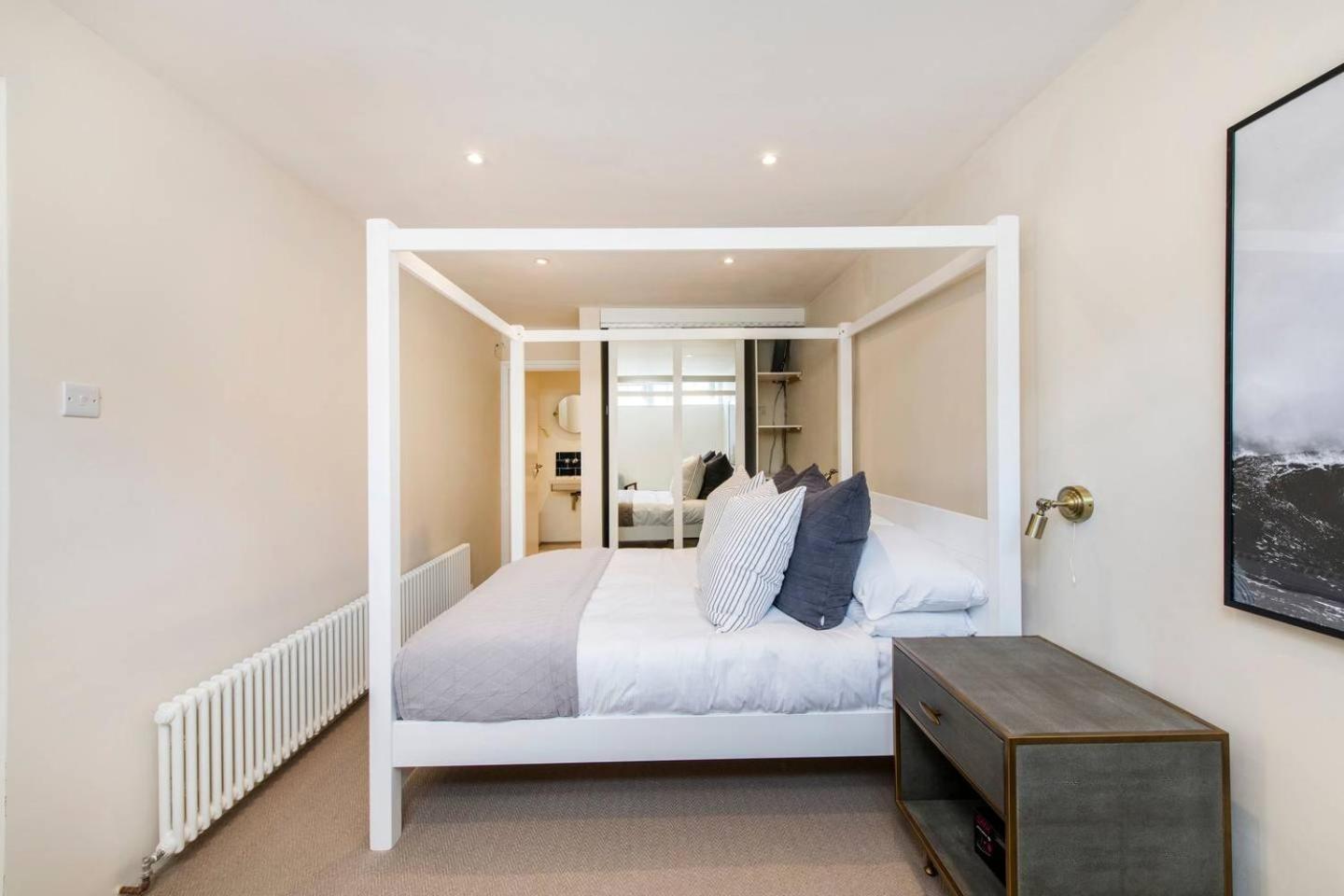 Casa vacanze Divine 3 Bed House In Battersea *